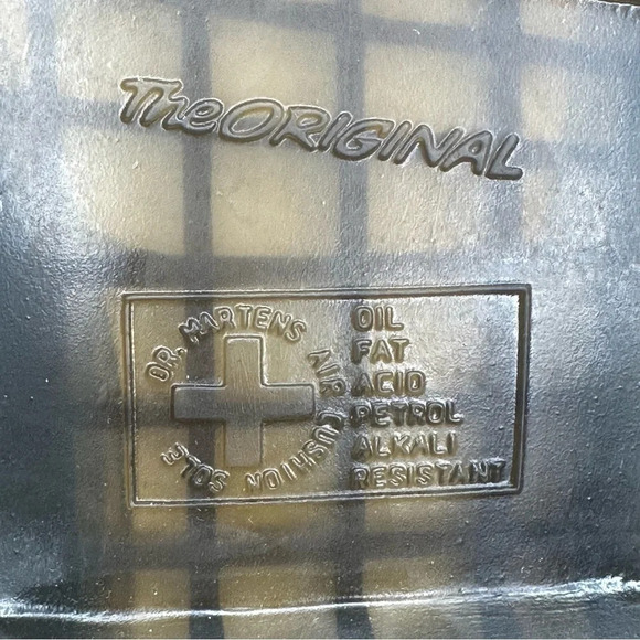 Dr. Martens Men's 1461 Oxford  in Pale Olive.  Sz: 12 - Picture 9 of 12